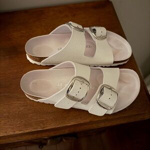 Women’s Birkenstock Arizona Big Buckle, Size 40